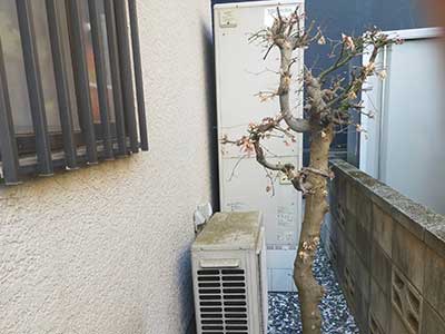 交換前のエコキュート