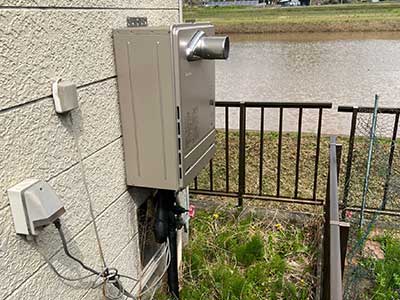 交換前のエコキュート