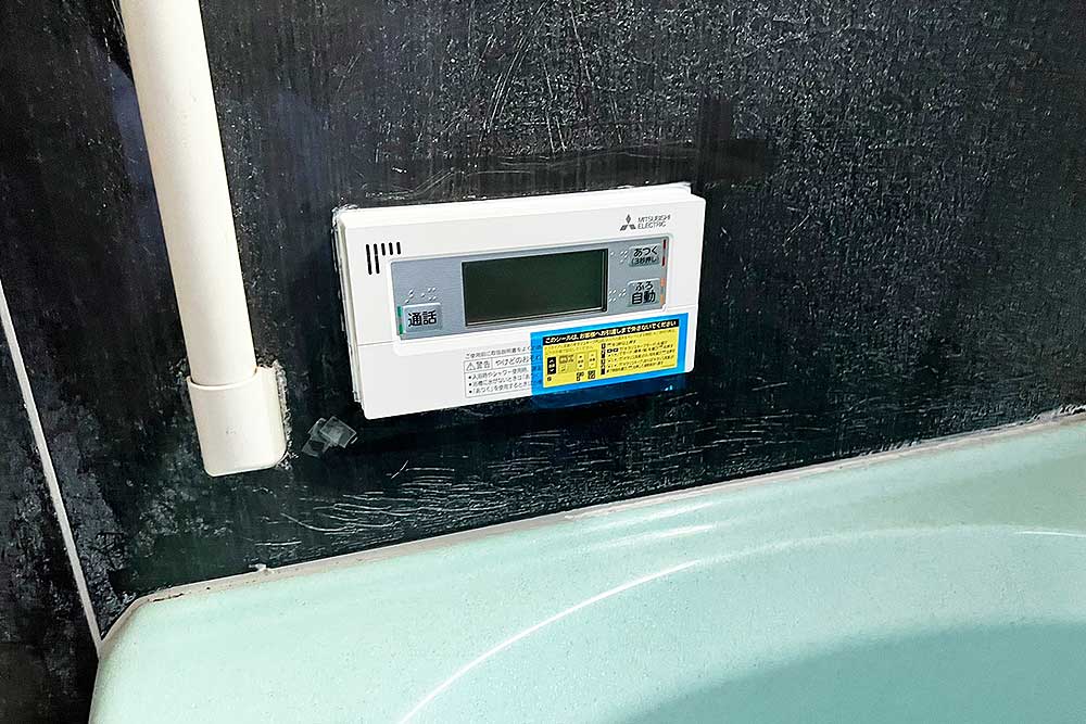 設置後の浴室側のリモコン