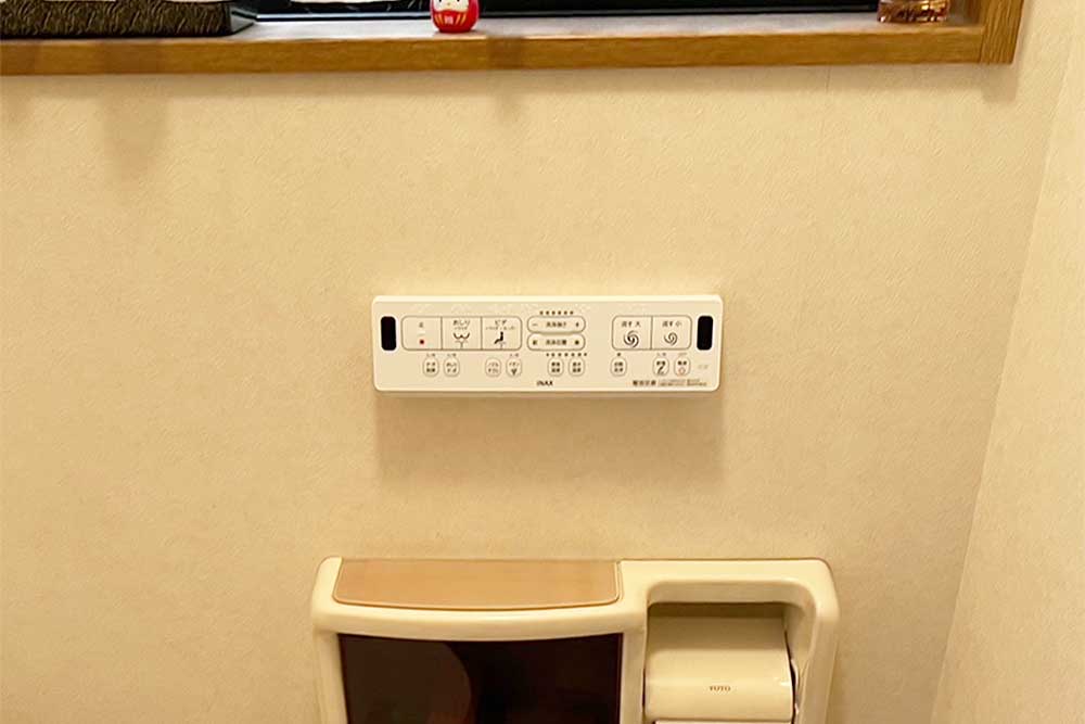 交換後のトイレリモコン