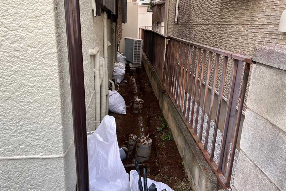 施工中の排水管・排水桝