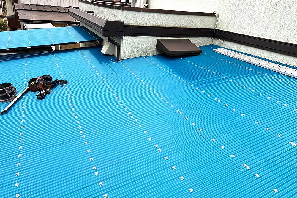 交換後のトタン屋根