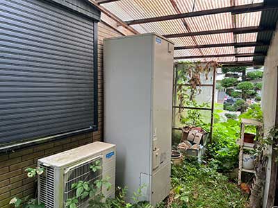 交換前のエコキュート