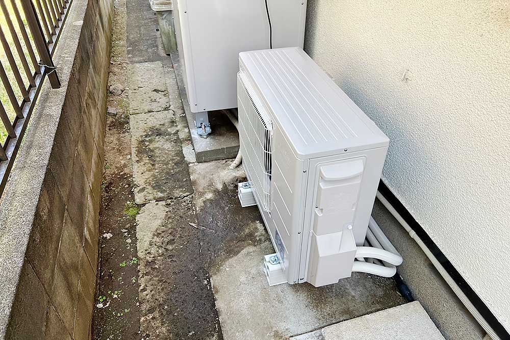設置後のヒートポンプユニット