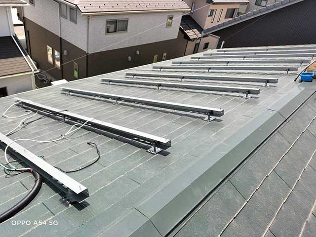 架台の取り付け