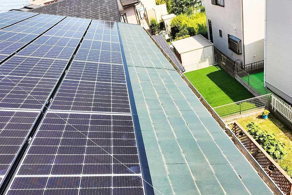 設置後の太陽光パネル