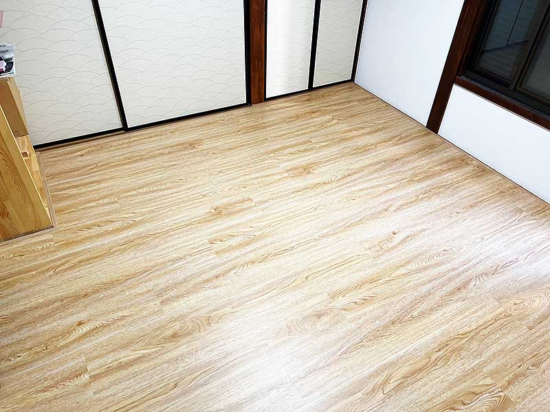 施工前の洋室