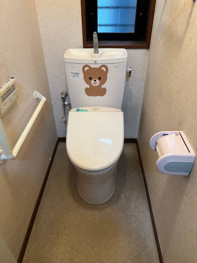 交換前のトイレ