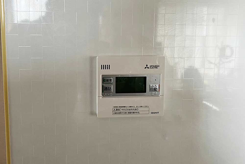 設置後のキッチン側のリモコン