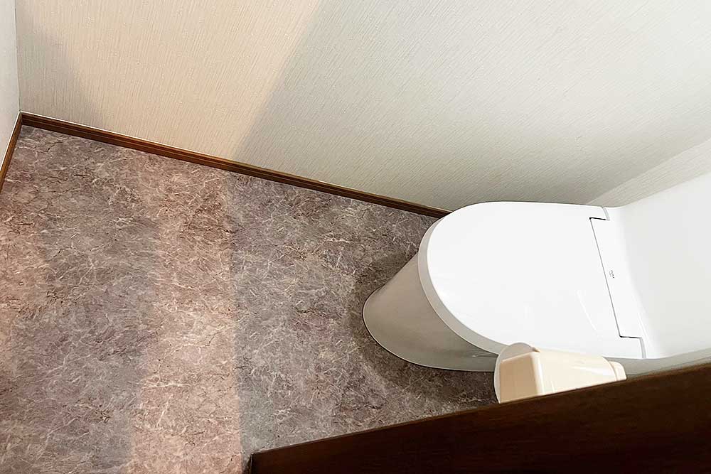 施工後のトイレ床