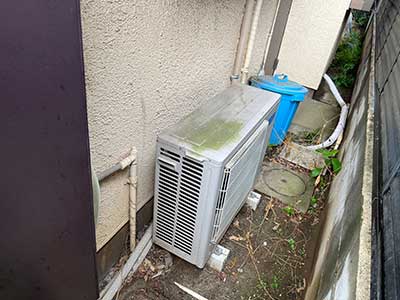 交換前のヒートポンプユニット