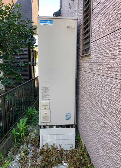 交換前のエコキュート