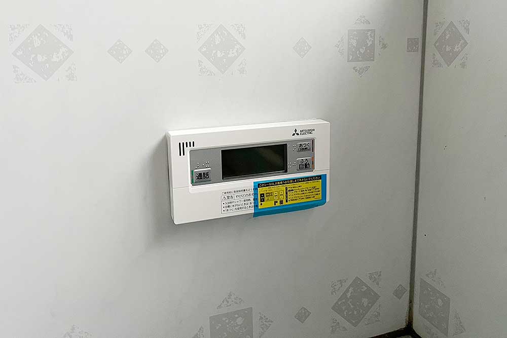 設置後の浴室側のリモコン