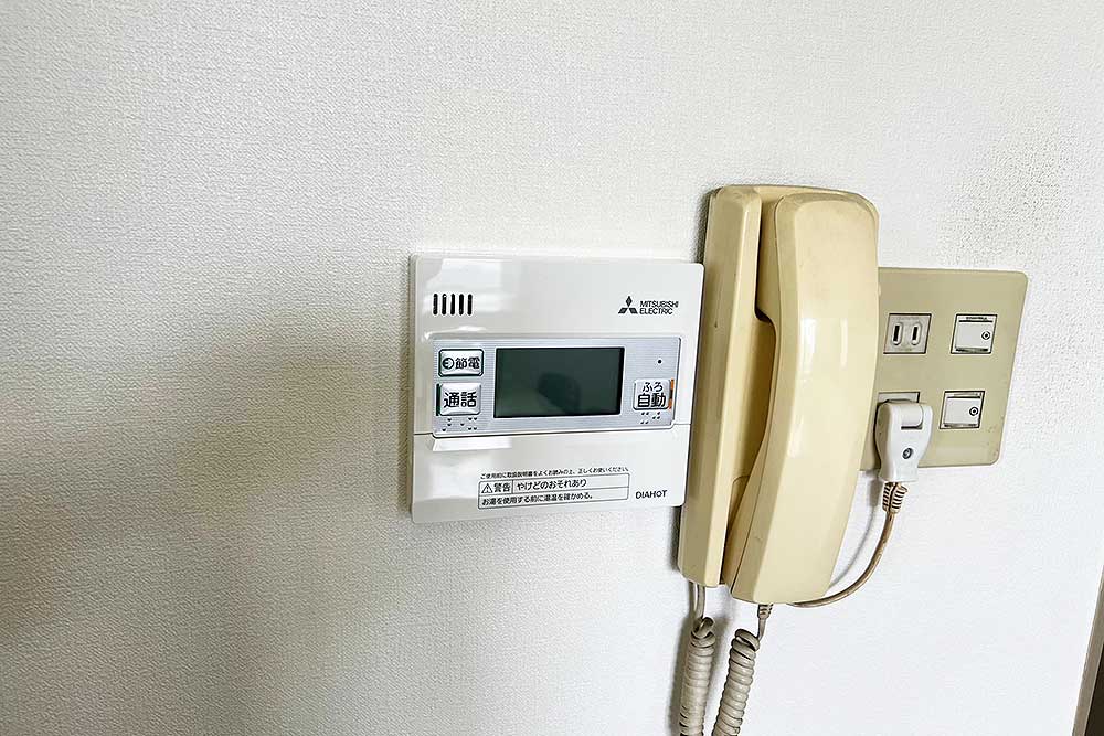 設置後のキッチン側のリモコン