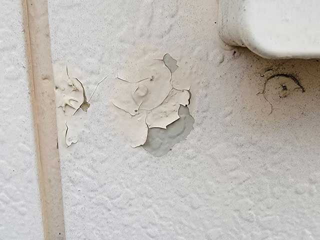 既存の剥がれた塗膜