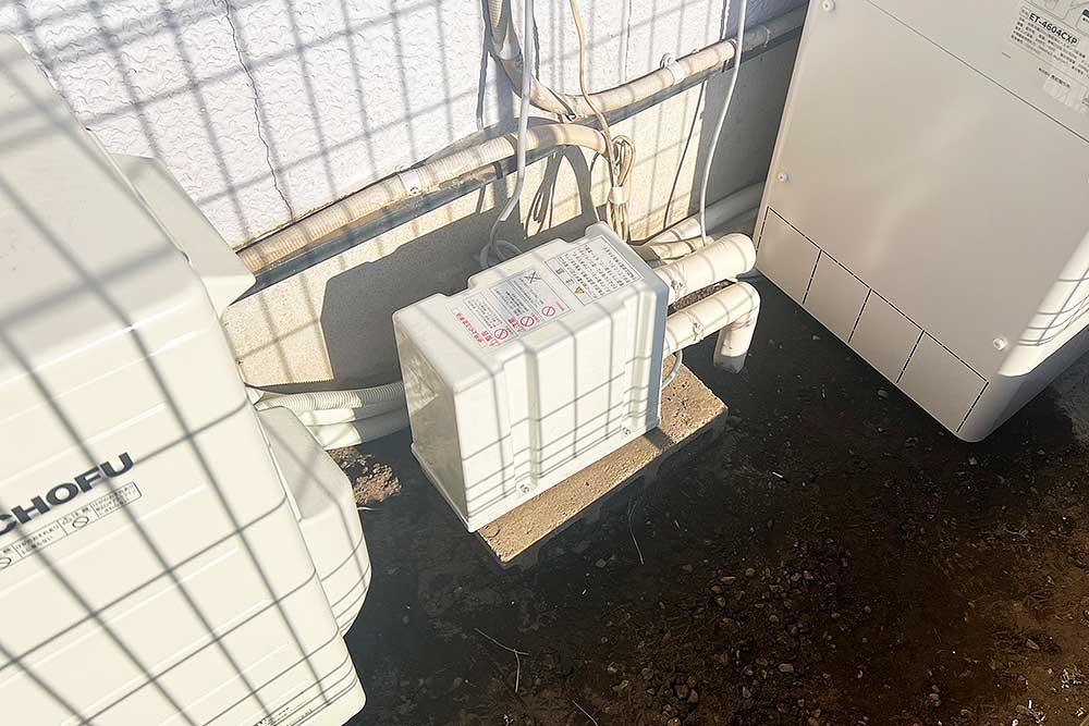設置後の加圧ポンプ