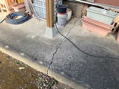 施工前の犬走り