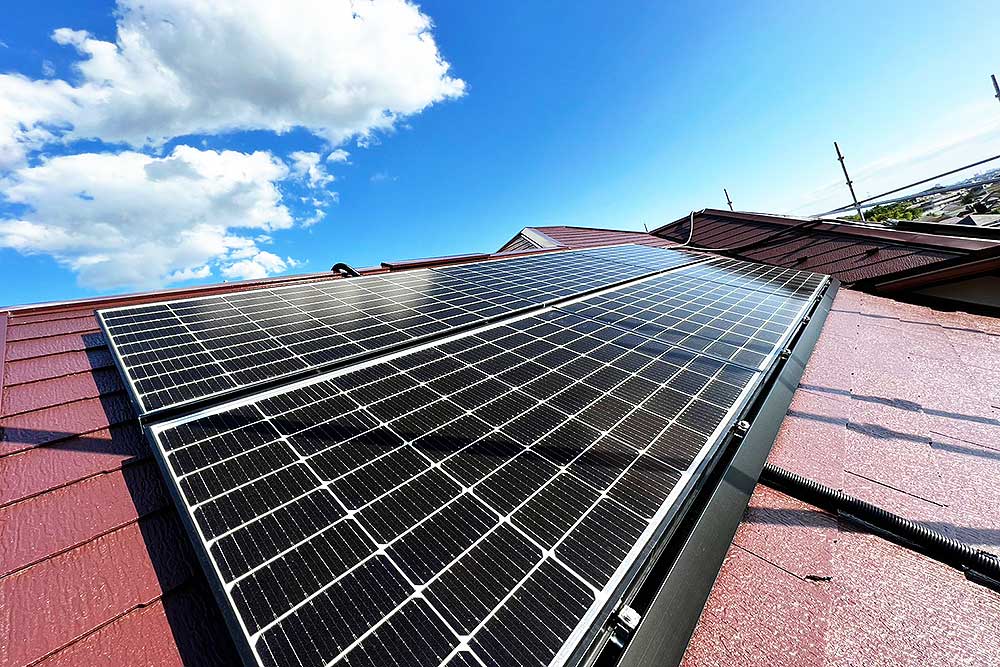 設置後の太陽光パネル