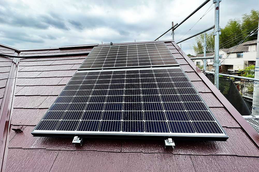 設置後の太陽光パネル