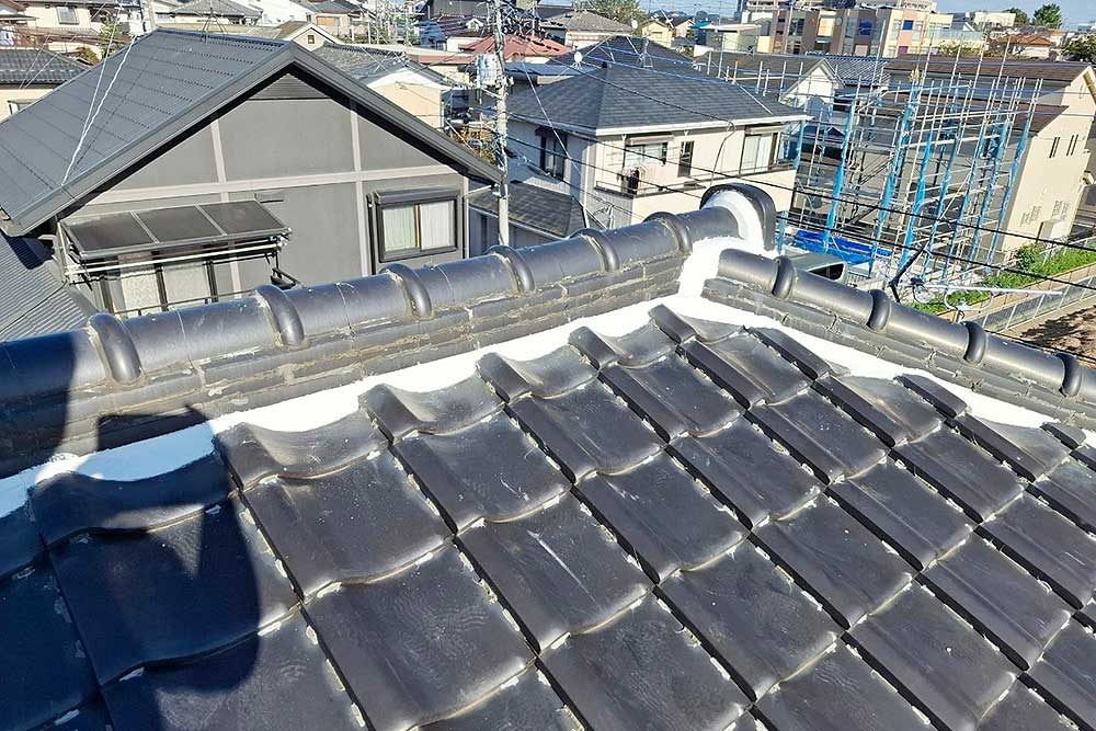 施工後の棟漆喰