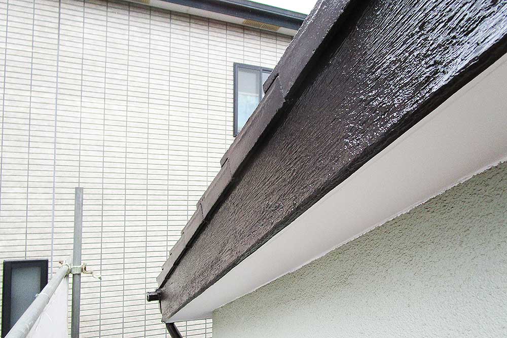 塗装後の破風