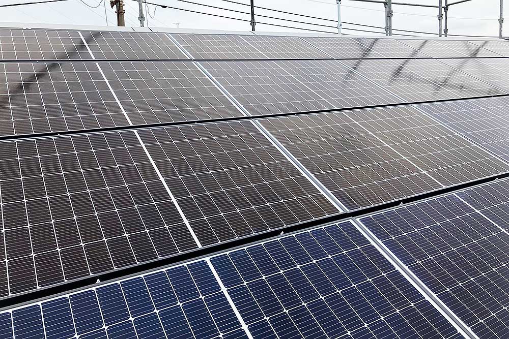 設置後の太陽光パネル