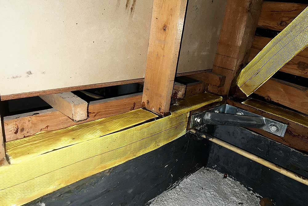 施工後の床下木部