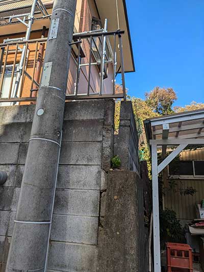 施工前の擁壁ブロック