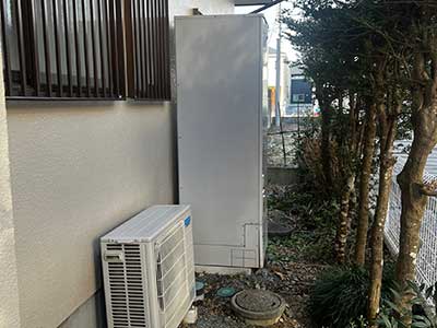 交換前のエコキュート