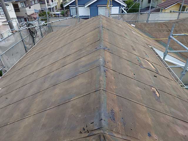 既存の屋根材撤去
