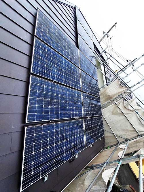施工後の太陽光発電システム
