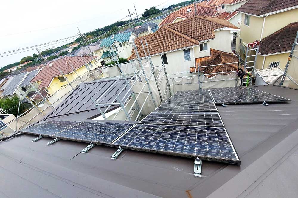 施工後の太陽光発電システム