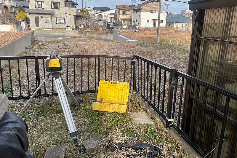 レーザーで水平をとる