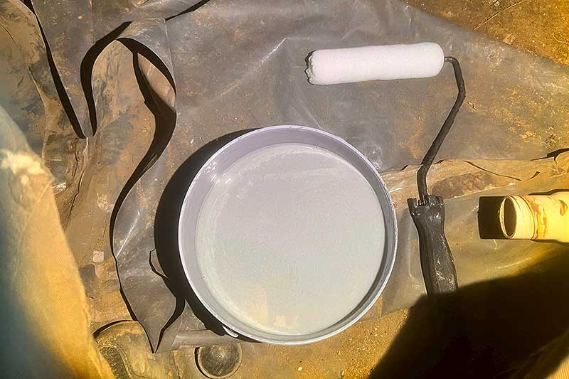 混ぜ合わせたタックダイン保護剤