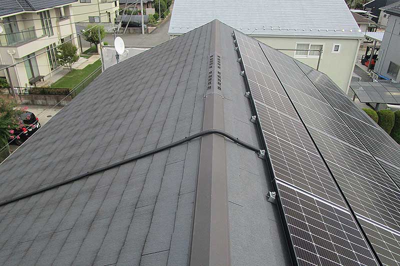 施工前の屋根