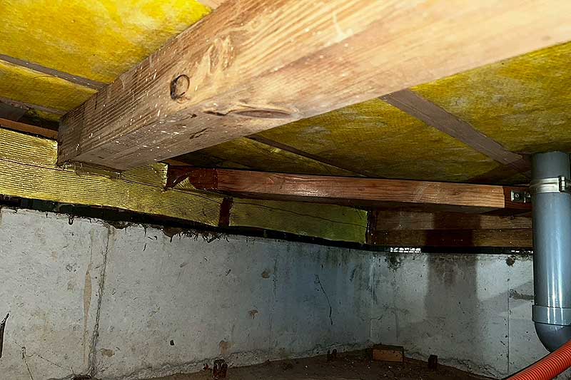 アラミド繊維を張り込んでタフロンウッドを塗布