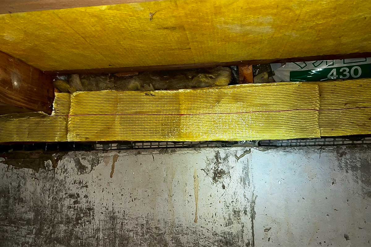 アラミドとタフロンウッドで施工した床下木部