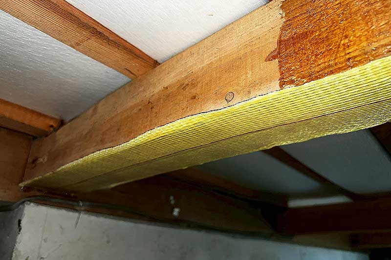 アラミドとタフロンウッドで施工した床下木部