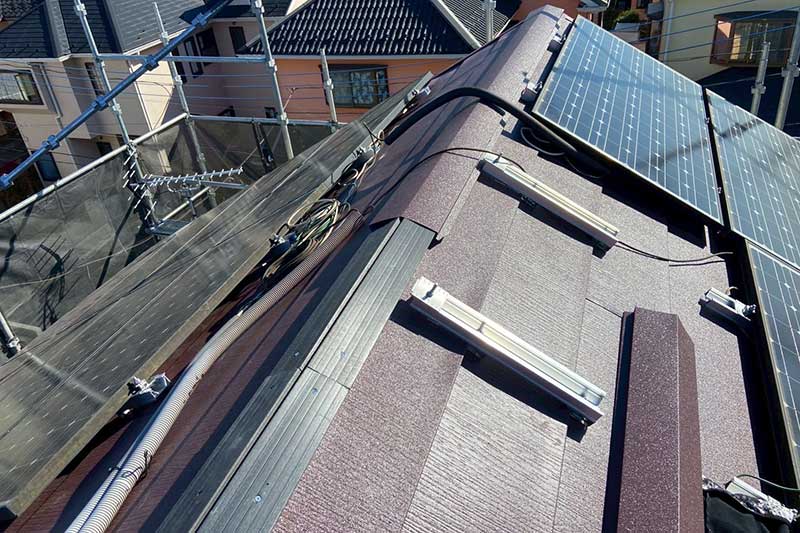 エコランバー・棟板金の取付け