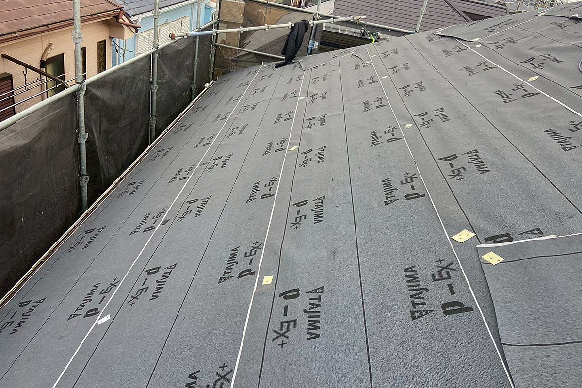 ルーフィング張り込み