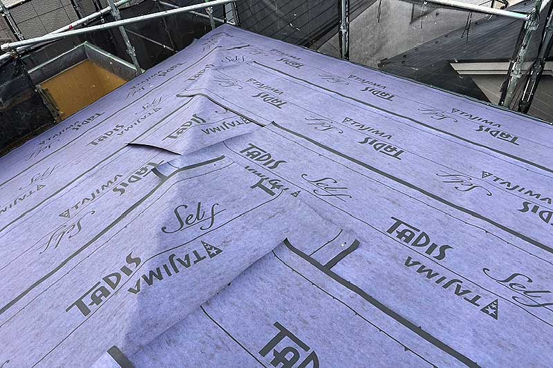 ルーフィング張り込み