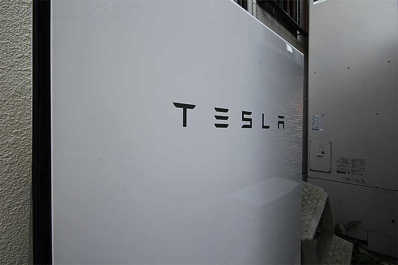 設置後のテスラ（TESLA）製蓄電池Powerwall