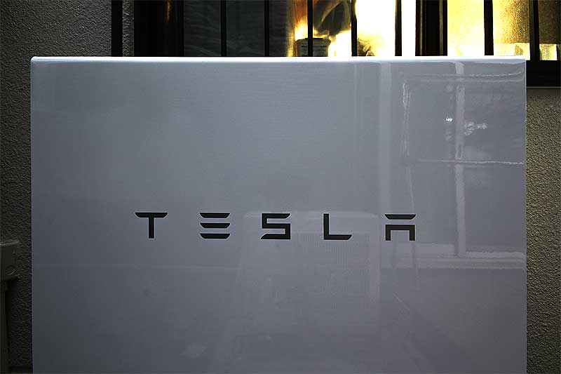設置後のテスラ（TESLA）製蓄電池Powerwall