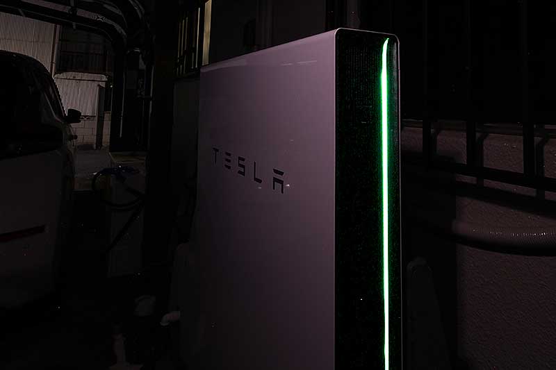 設置後のテスラ（TESLA）製蓄電池Powerwall