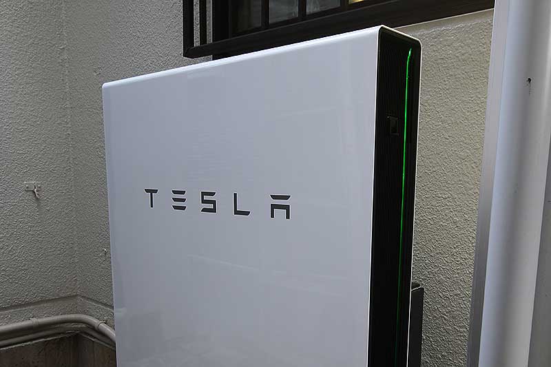 設置後のテスラ（TESLA）製蓄電池Powerwall