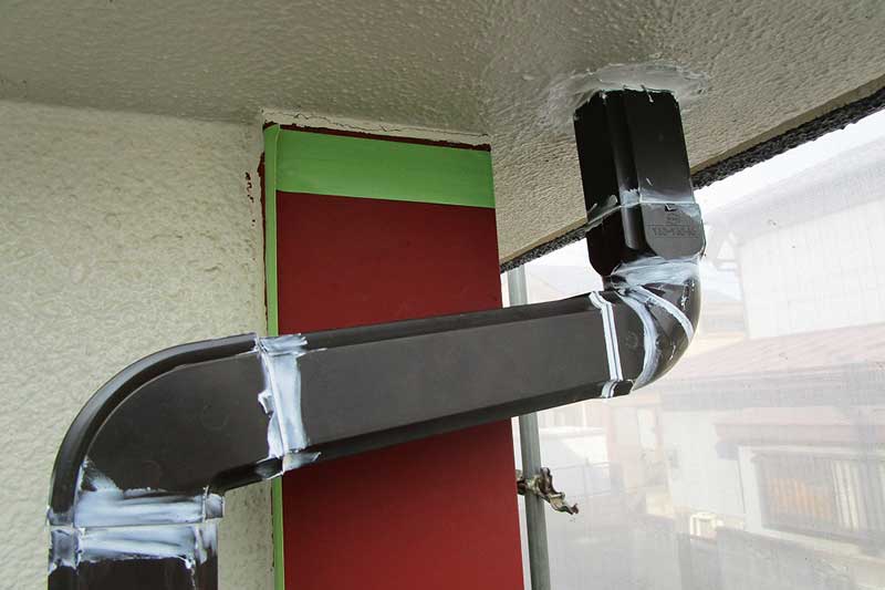 新しく縦樋の設置