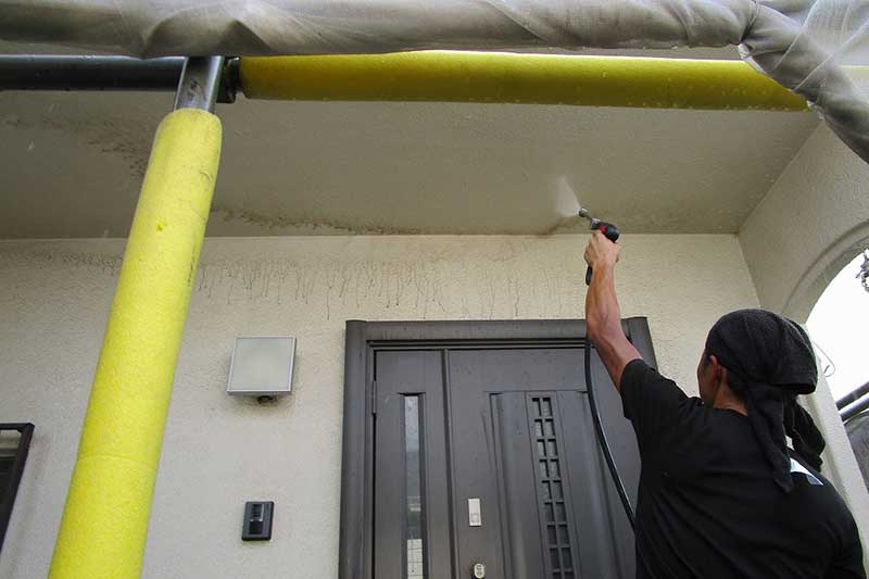 外壁の高圧洗浄