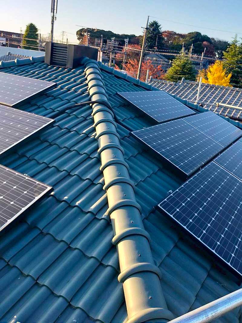 既存の棟瓦を元に戻して完了