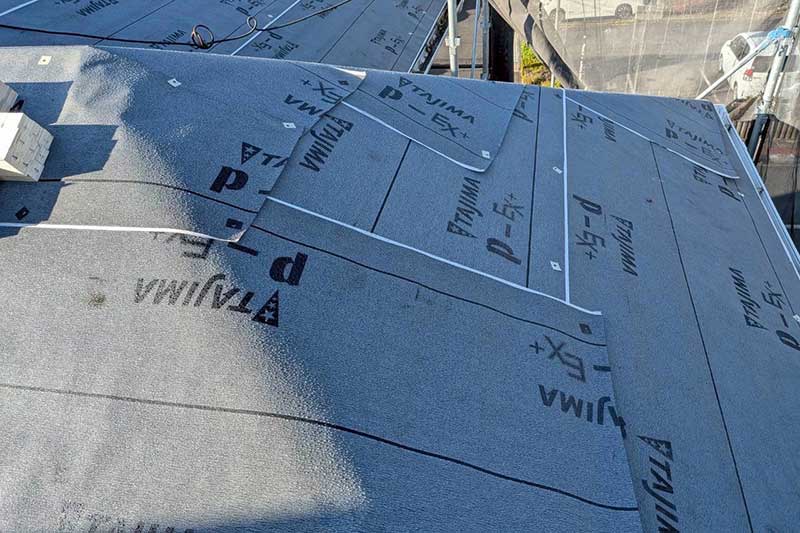 ルーフィング張り込み