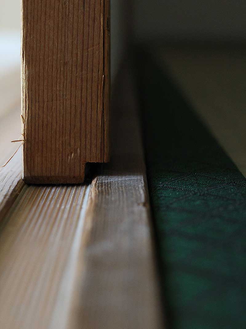 表替え後の畳と襖